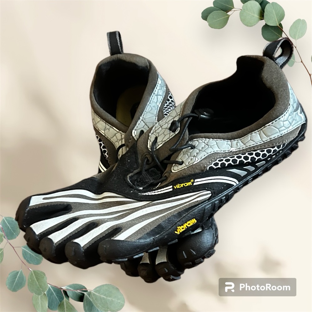 Vibram Fivefingers Barefoot Running Shoe